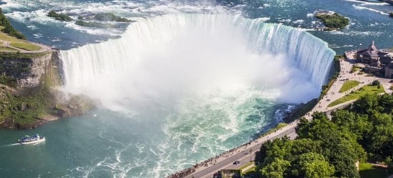 Niagara's falls