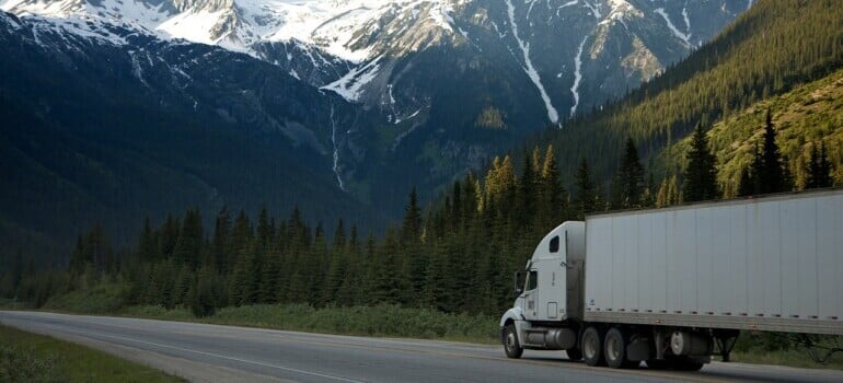 Truck moving from Toronto to Surrey BC