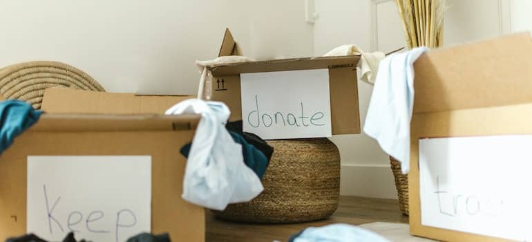 A box labeled "donate"